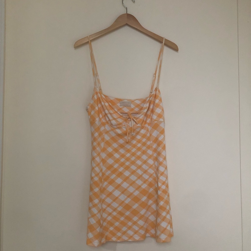 ▪️sold▪️tie front gingham dress urban outfitters yellow plaid - Picture 4 of 10